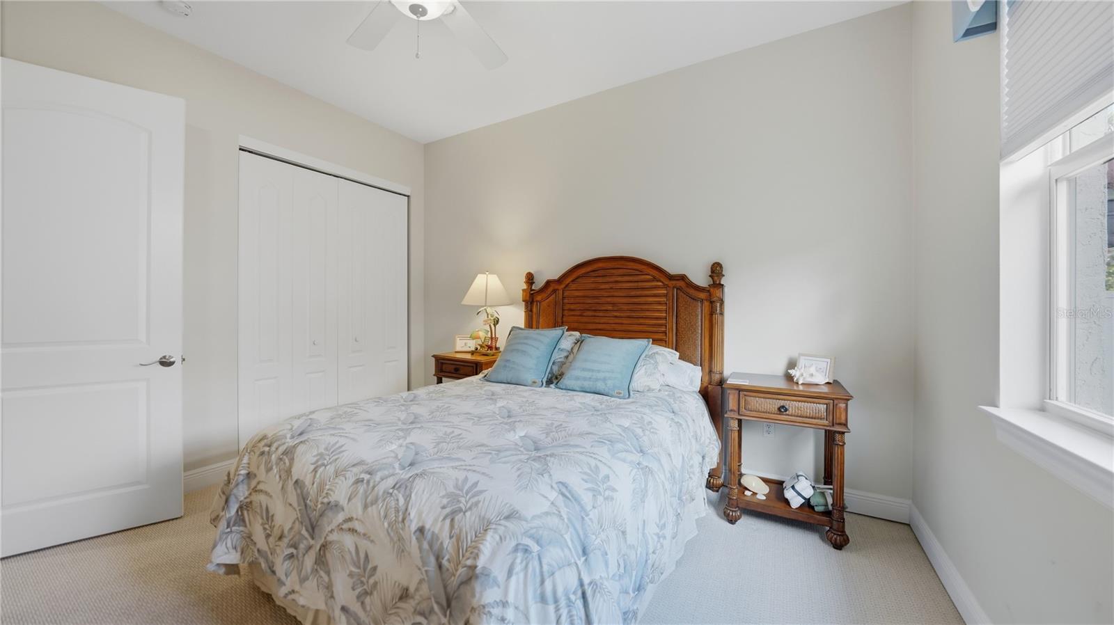 7637 COVE TER