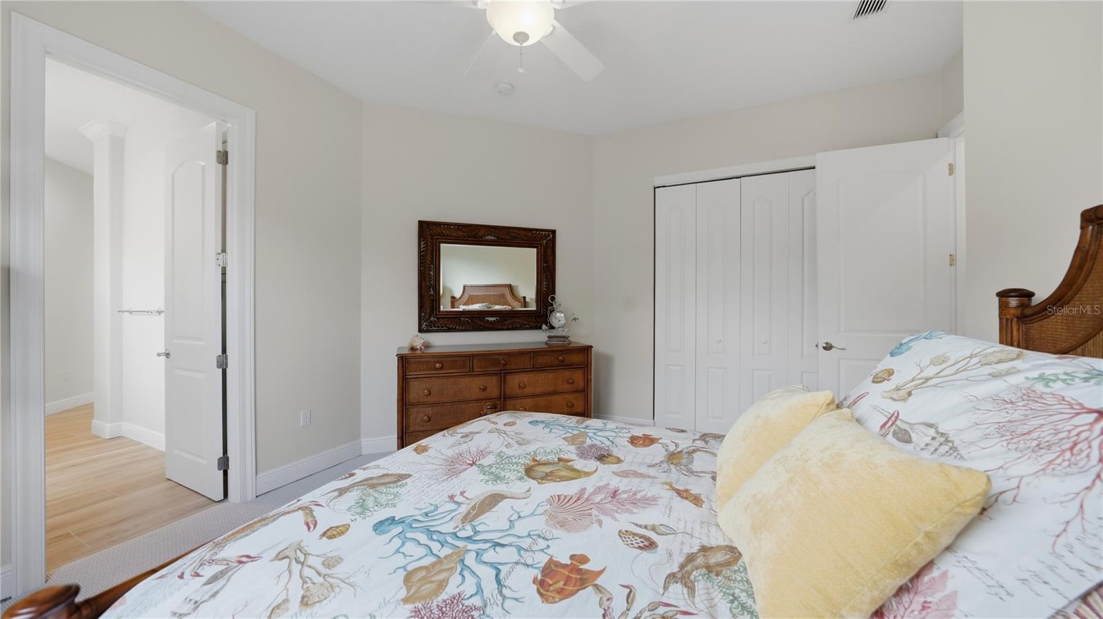 7637 COVE TER
