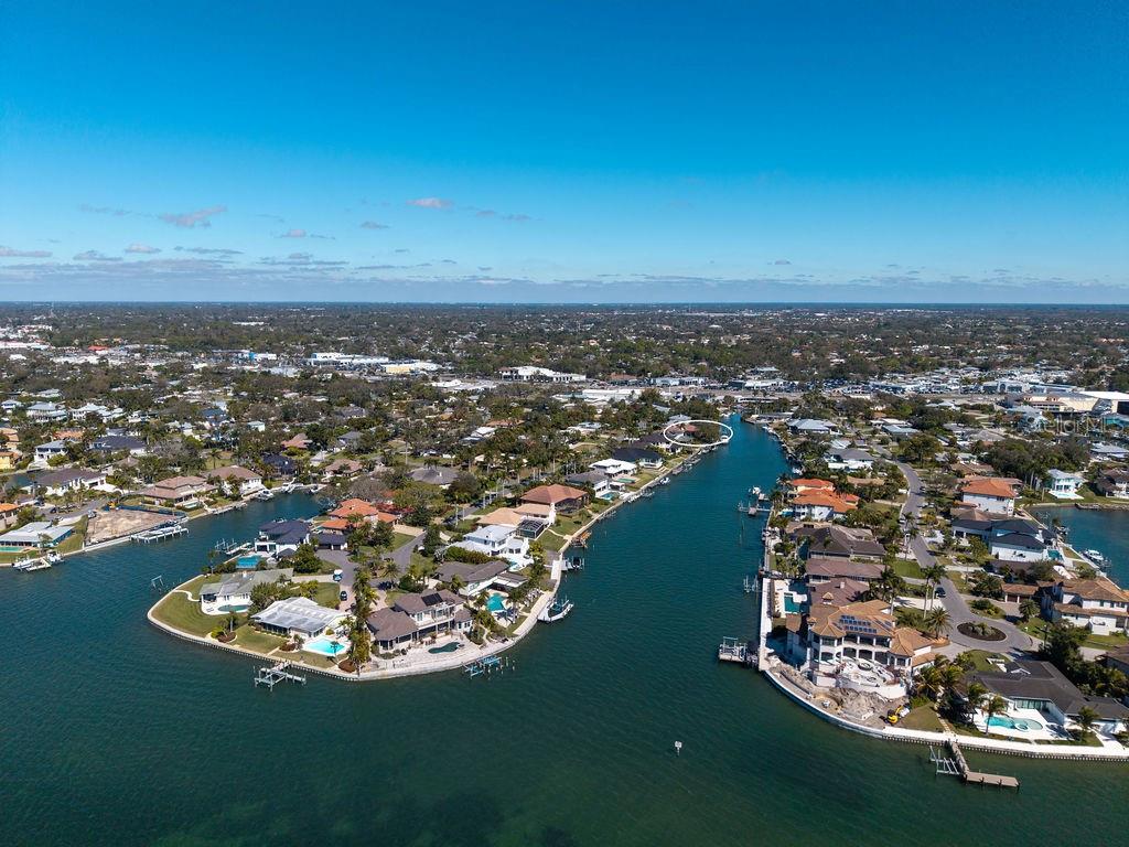 7637 COVE TER