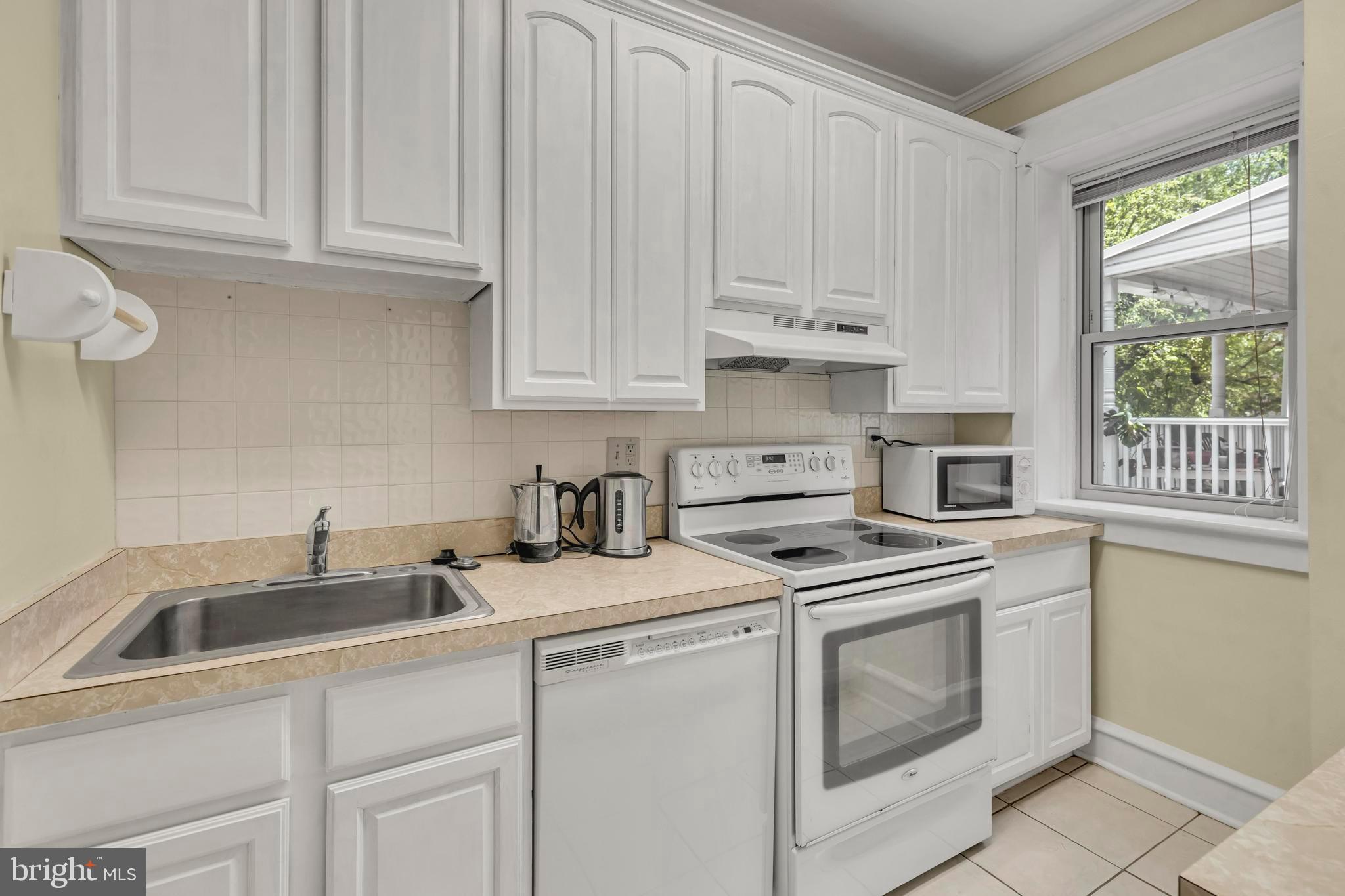 1505 Delaware Ave #2a