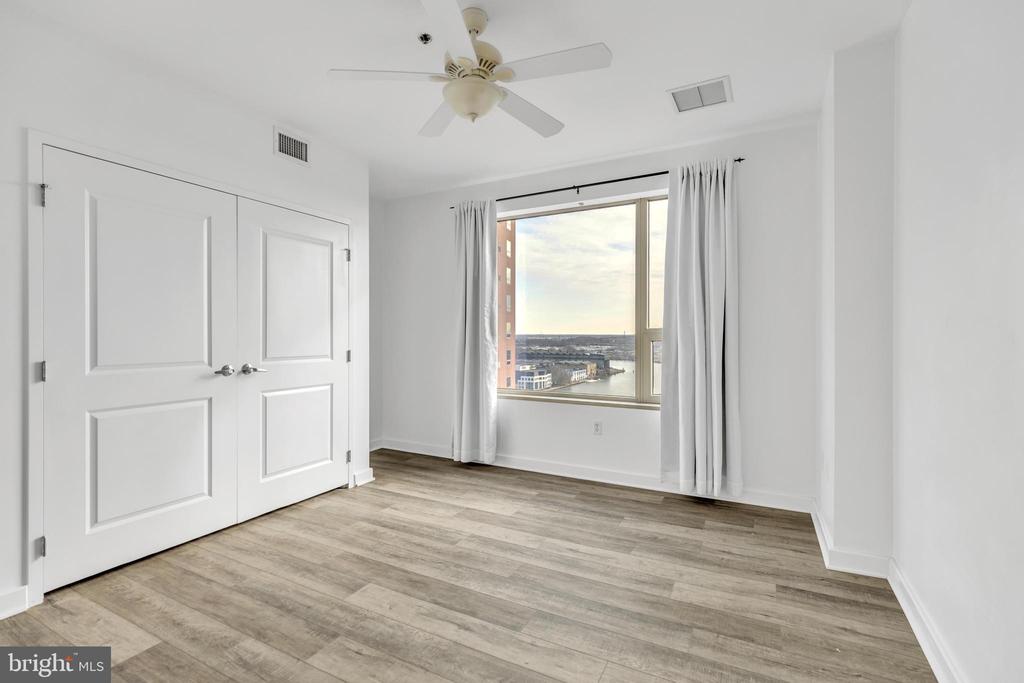 105-UNIT CHRISTINA LANDING DR #1503