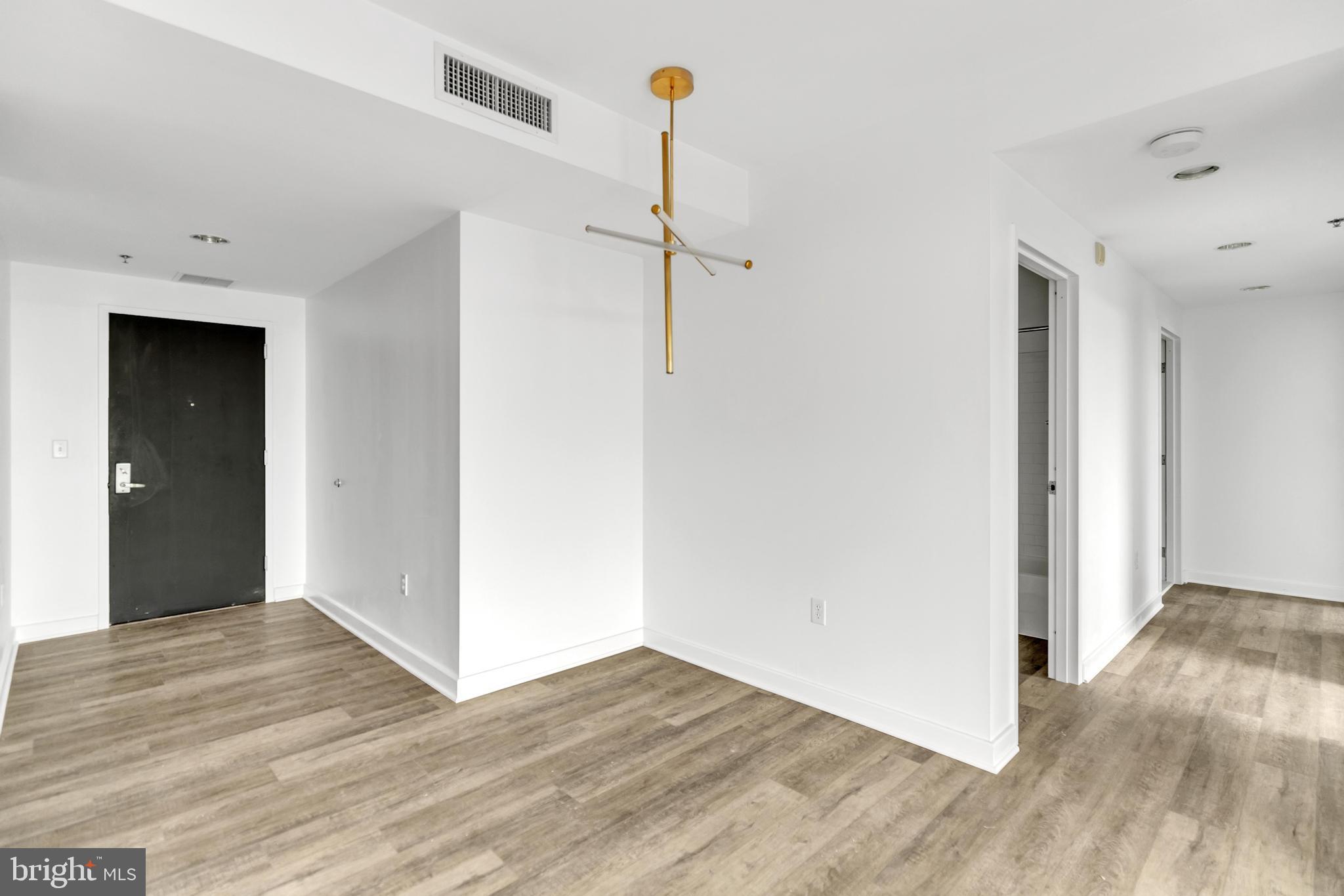 105-UNIT CHRISTINA LANDING DR #1503