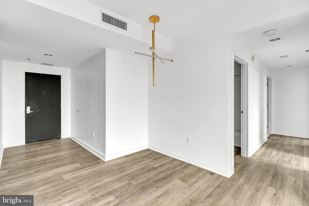 105-UNIT CHRISTINA LANDING DR #1503