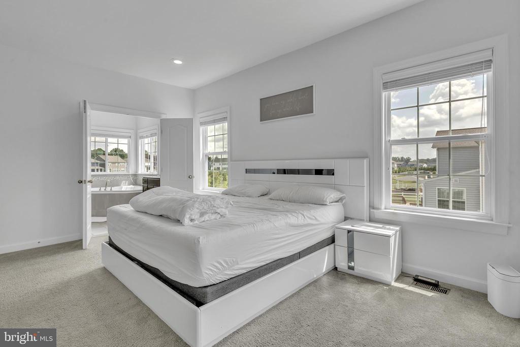 428 Rosenberger Dr