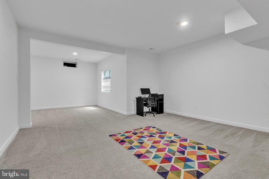 428 Rosenberger Dr