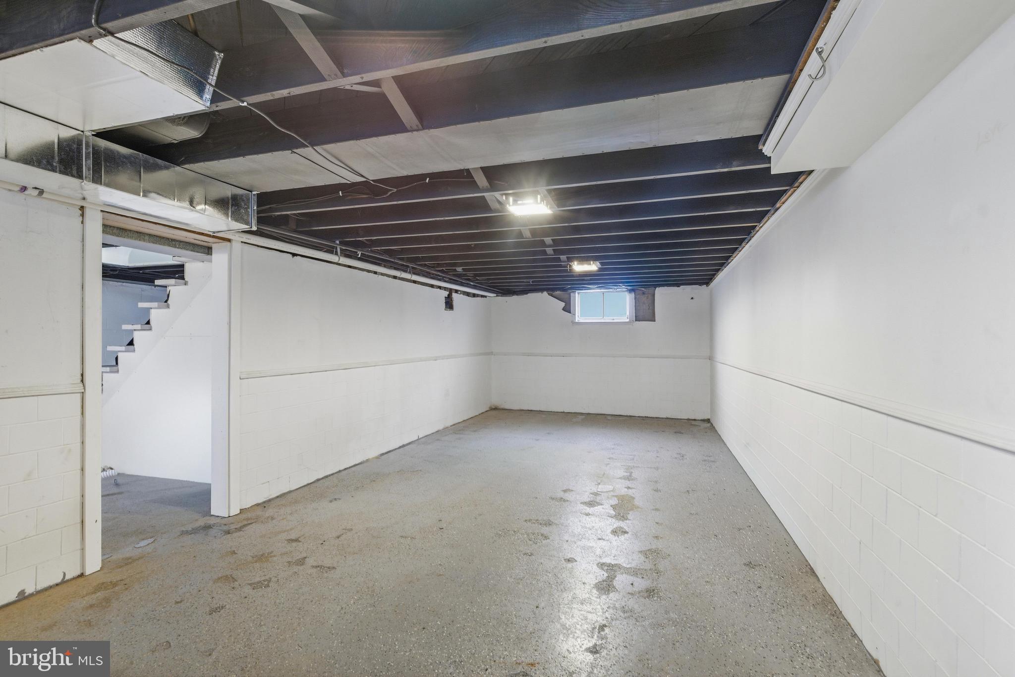 1904 GARFIELD AVENUE