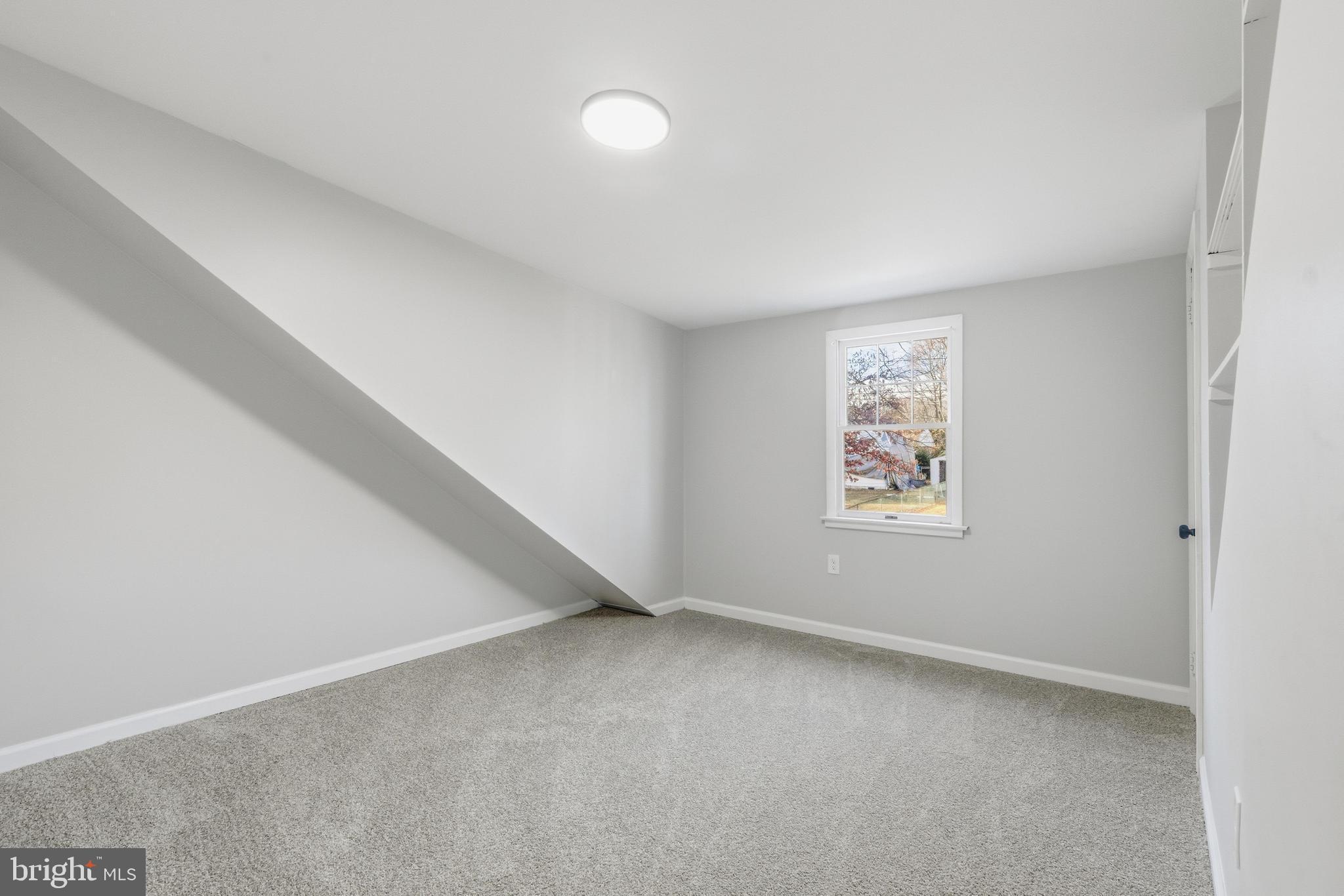 1904 GARFIELD AVENUE