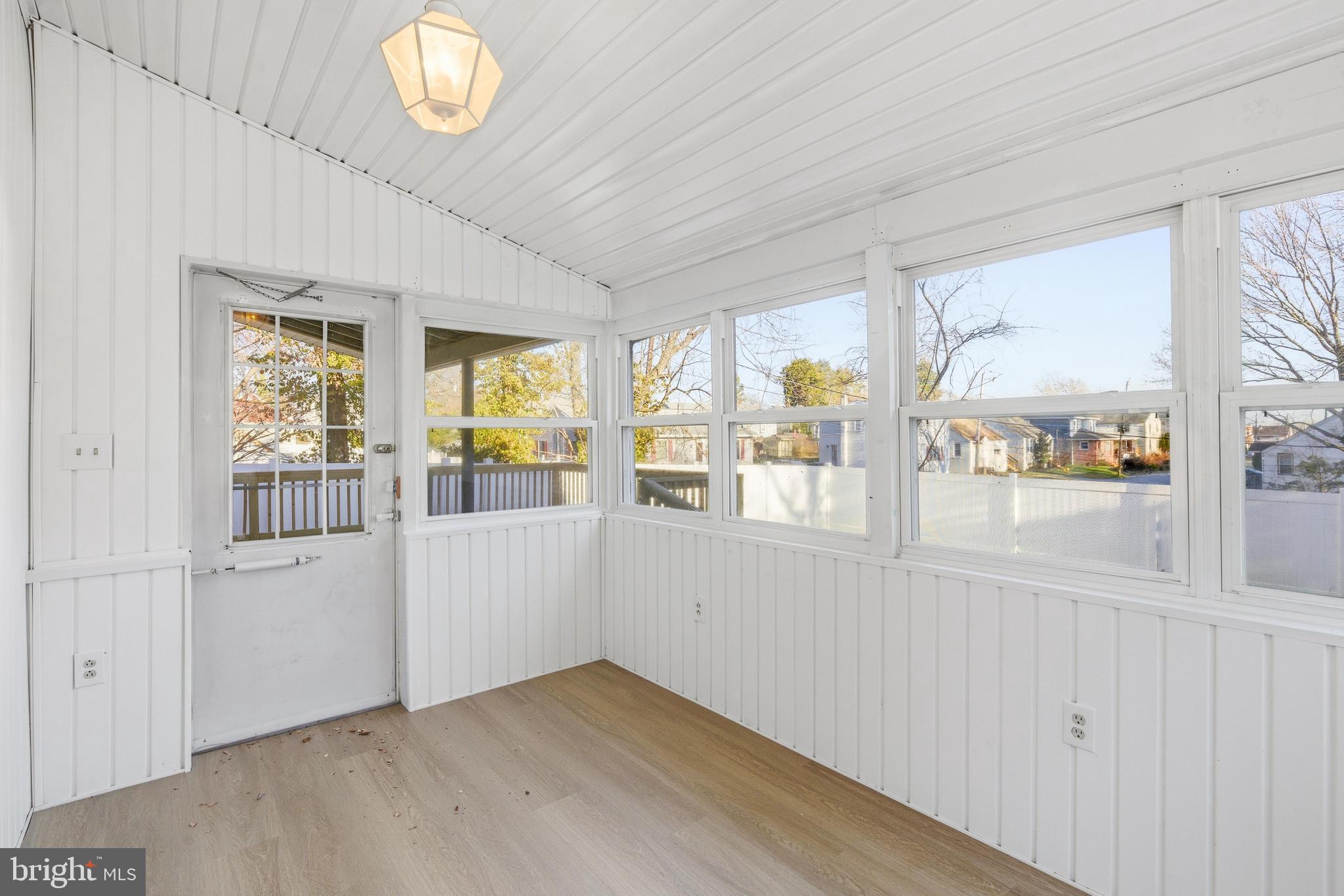 1904 GARFIELD AVENUE