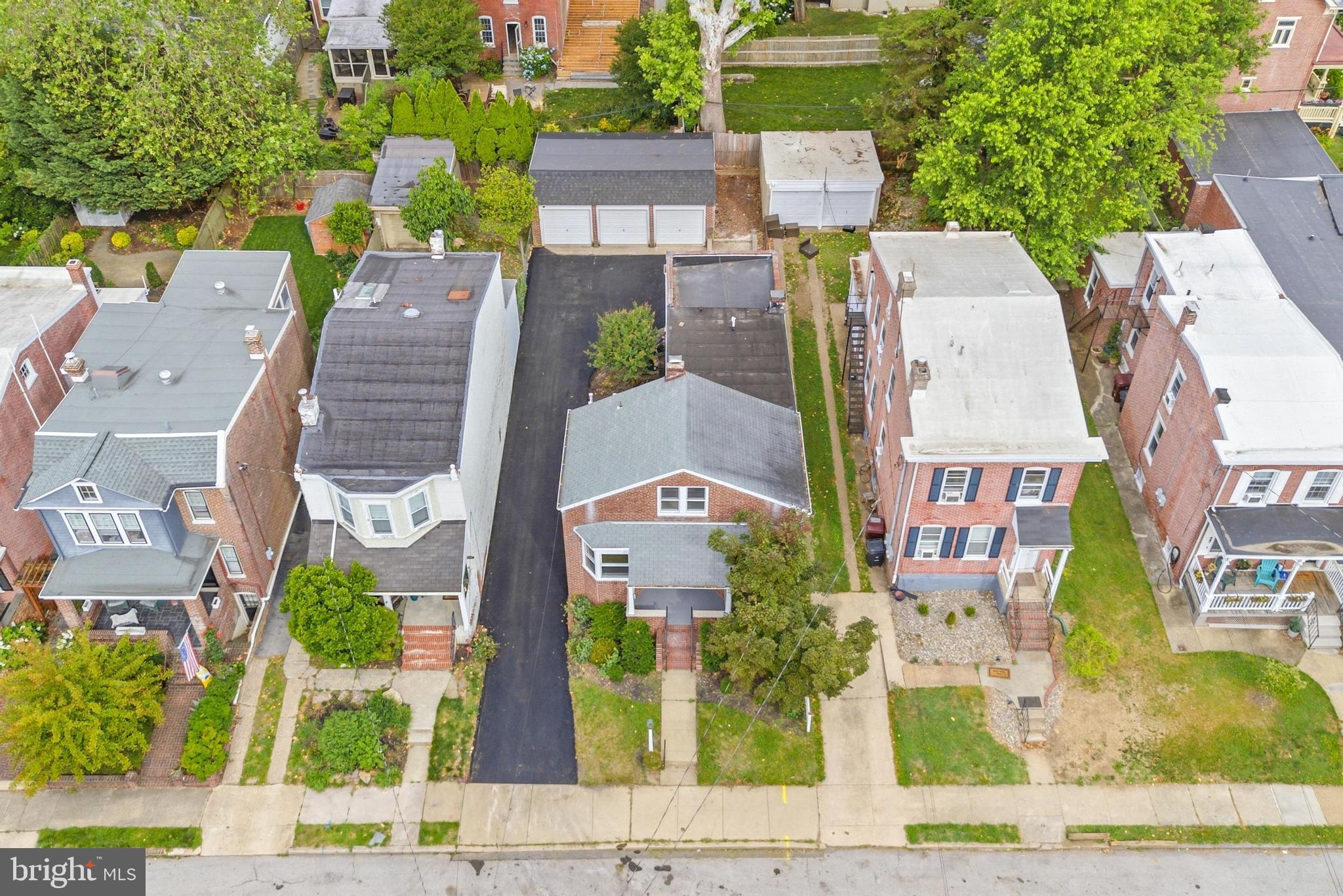1413 RIVERVIEW AVENUE