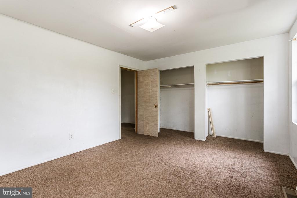54 BEAU RIVAGE DRIVE