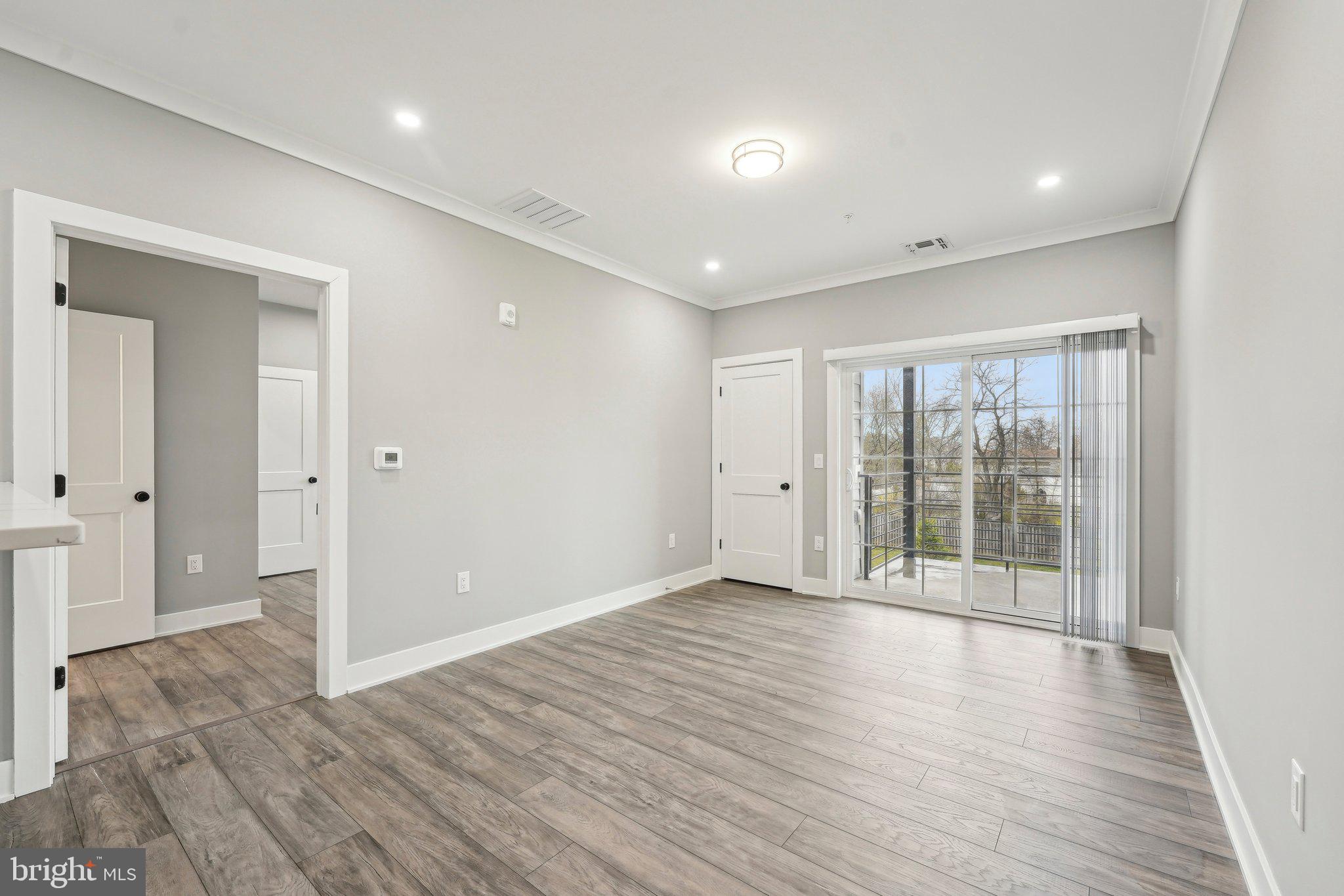 2421 BRISTOL RD #2BED2BATH