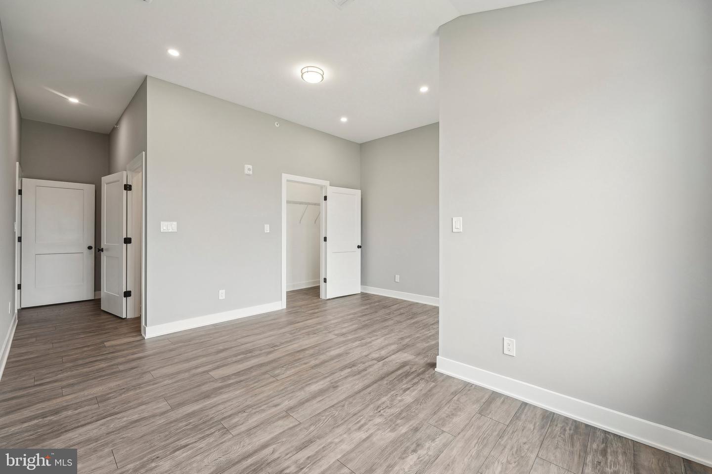 2421 BRISTOL RD #2BR-107
