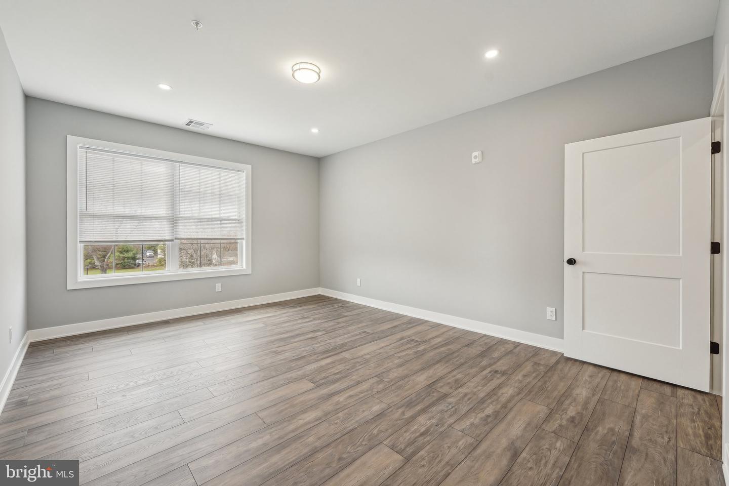 2421 BRISTOL RD #2BR-107