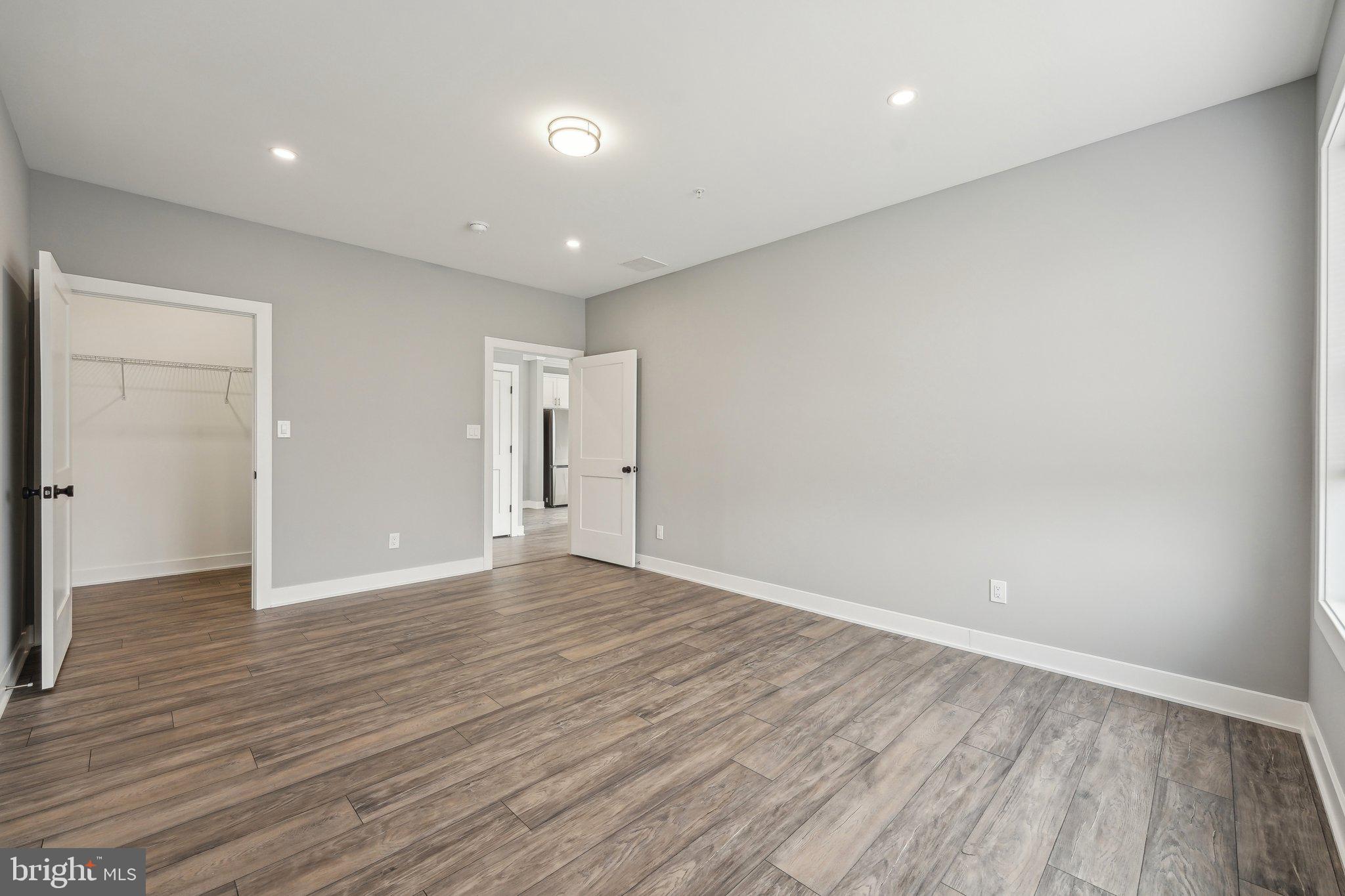 2421 BRISTOL RD #3BR-304