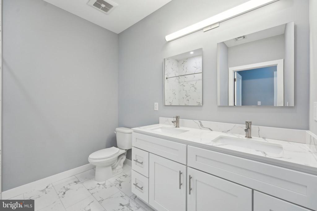 2421 BRISTOL ROAD 2B-100