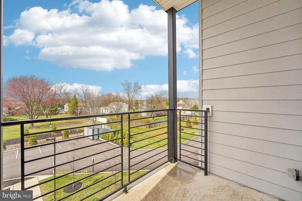 2421 BRISTOL ROAD 2B-100