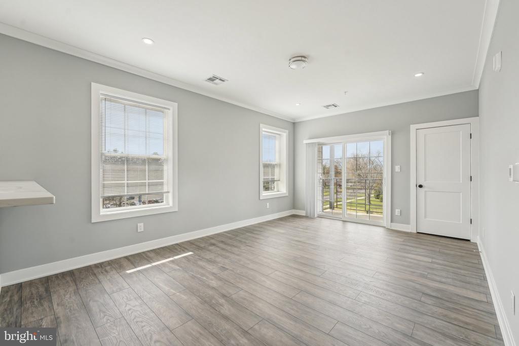 2421 BRISTOL ROAD 2B-100