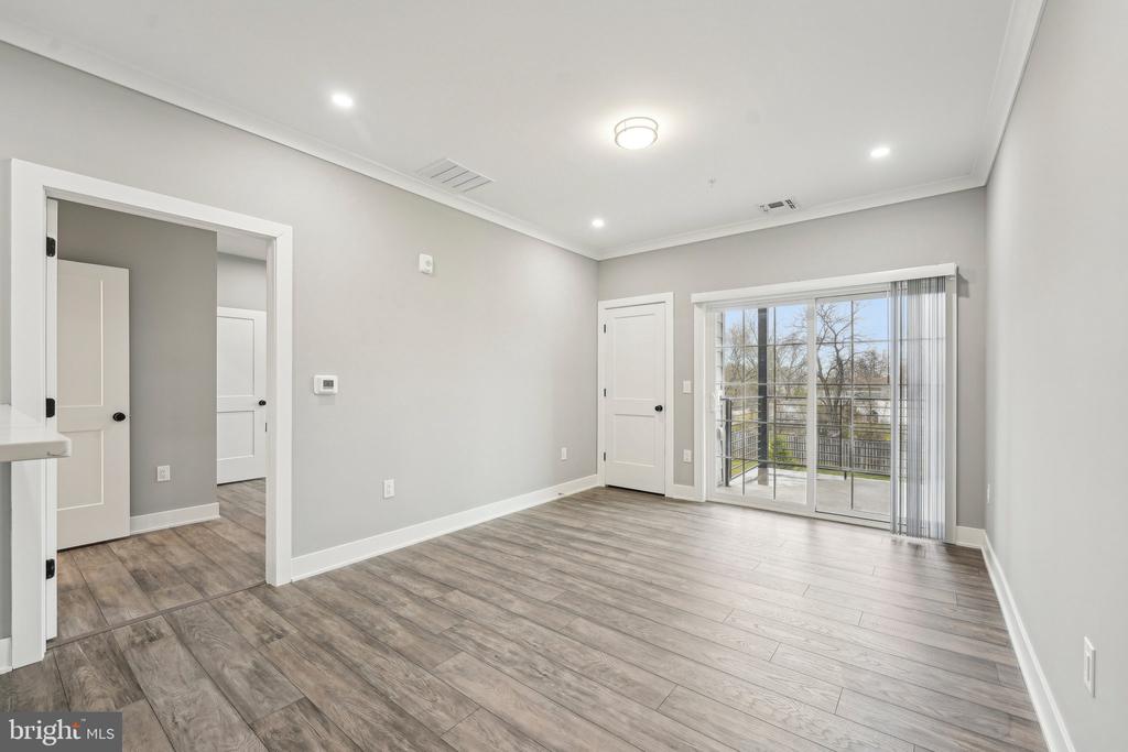 2421 BRISTOL ROAD 2B-100