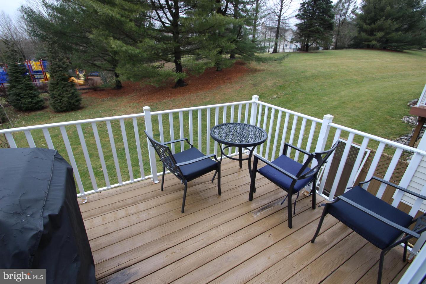 115 Lydia Ln