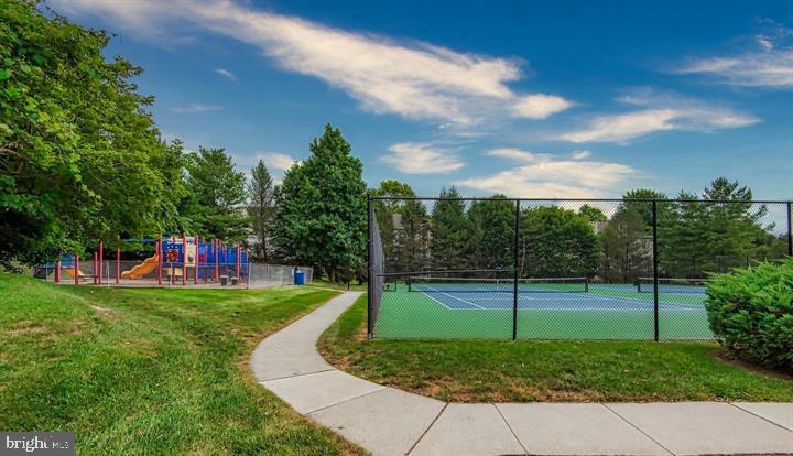 115 Lydia Ln