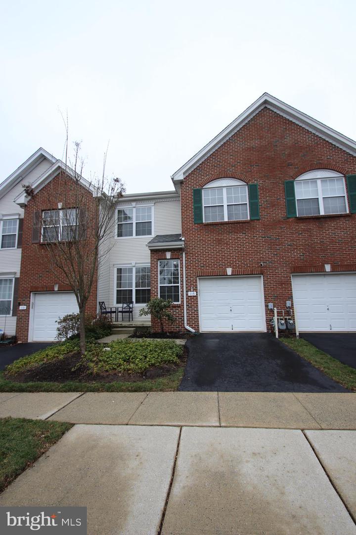 115 Lydia Ln