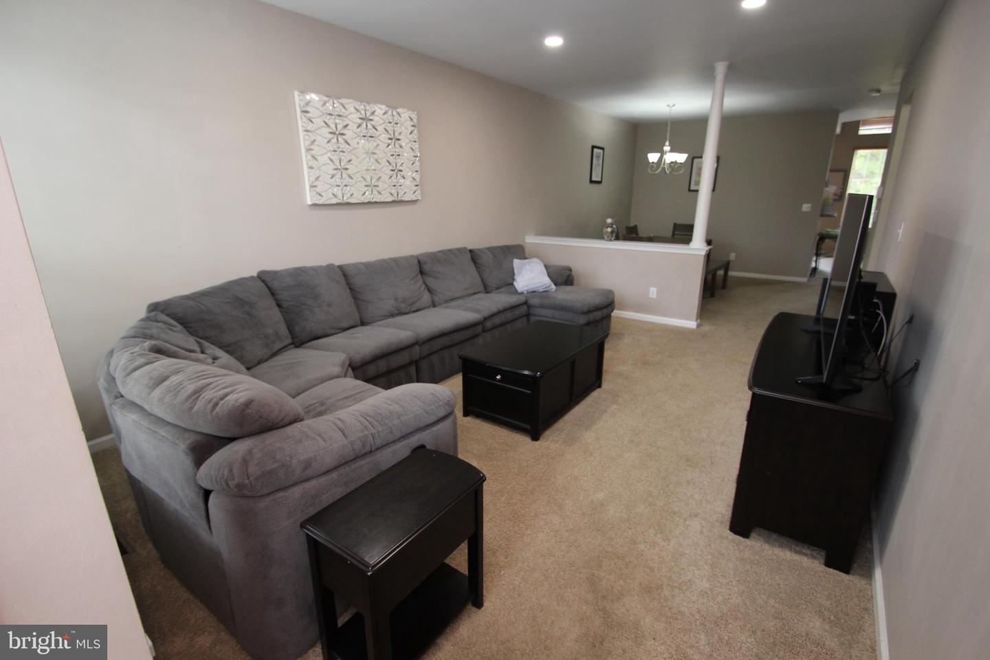 115 Lydia Ln