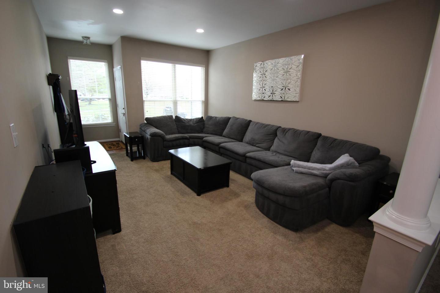 115 Lydia Ln