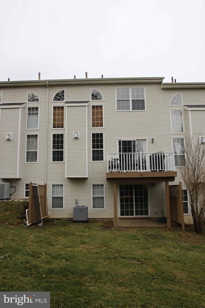 115 Lydia Ln