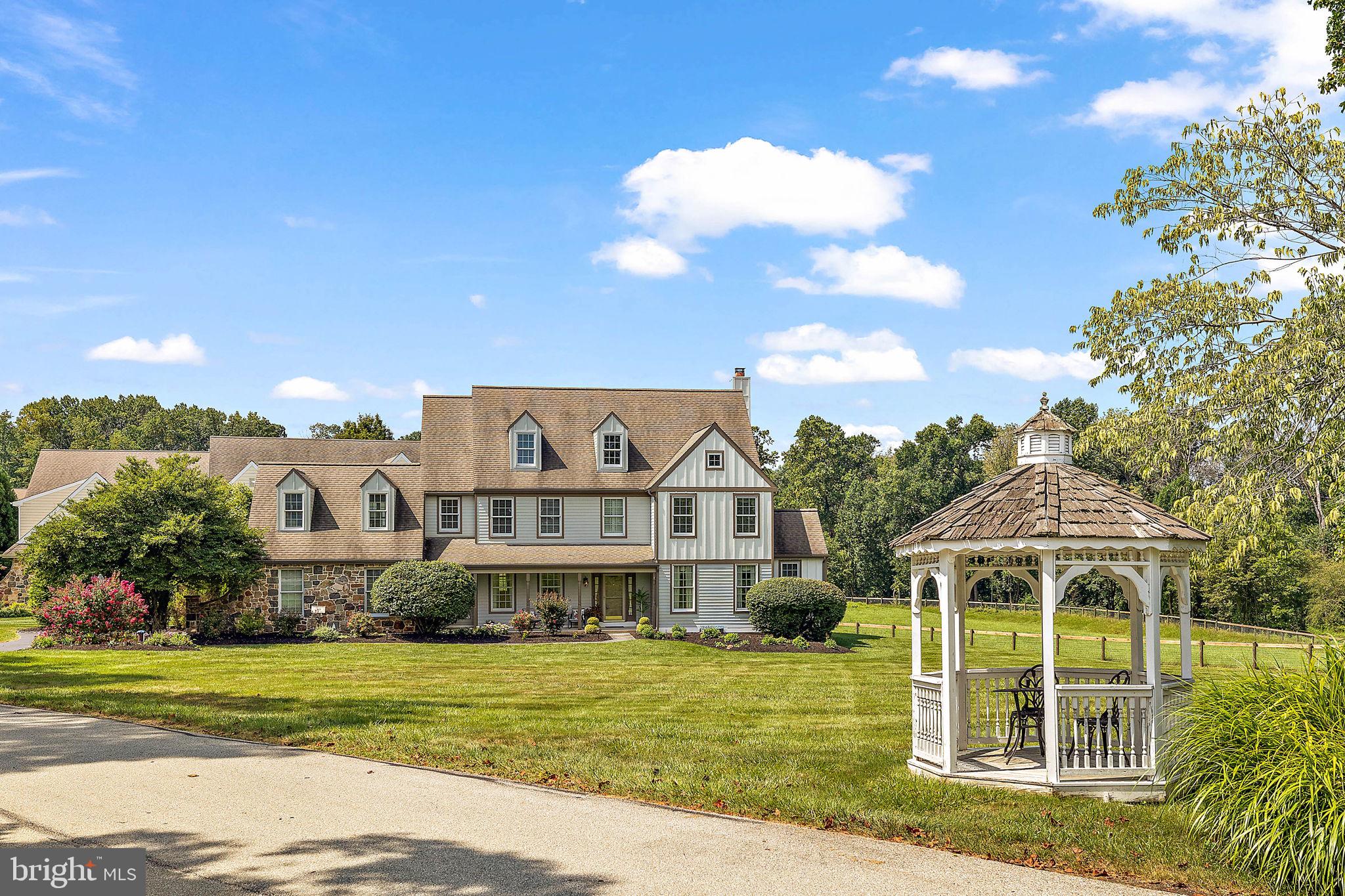 1604 Saint Peters WAY