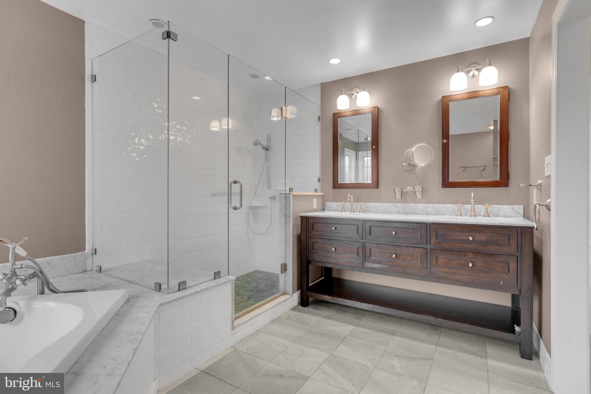 1604 Saint Peters WAY