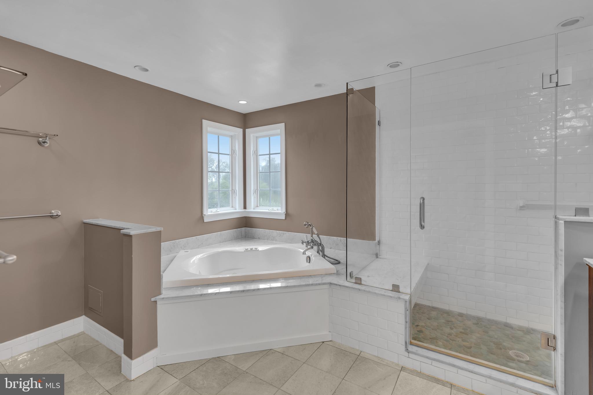 1604 Saint Peters WAY