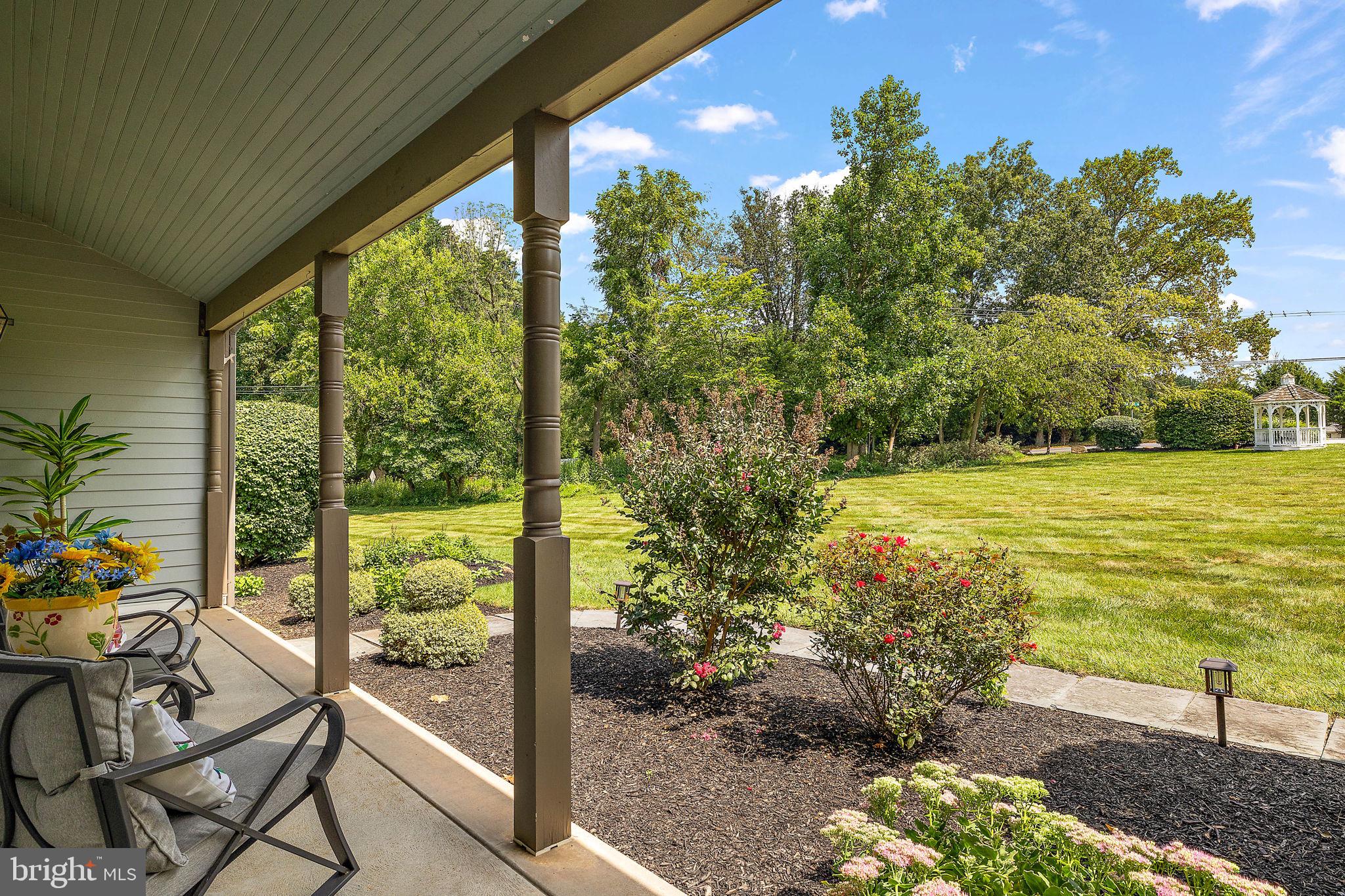 1604 Saint Peters WAY