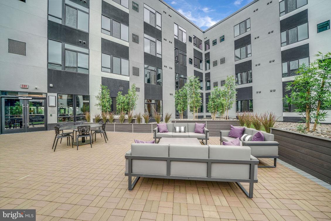 723 Wheatland STREET Unit: 1B-307