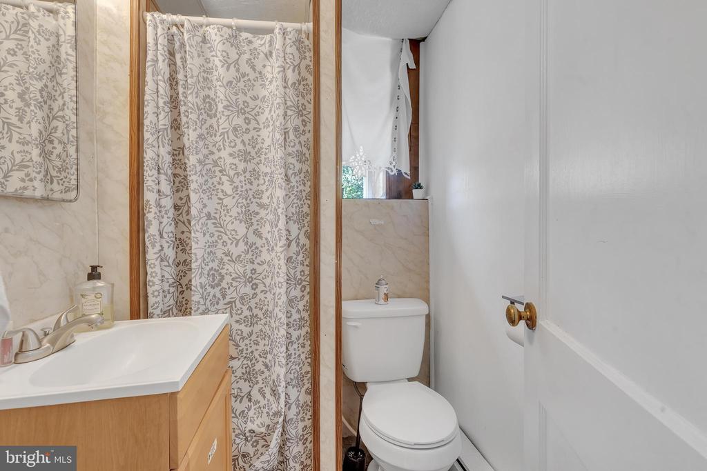 333 Warwick Rd