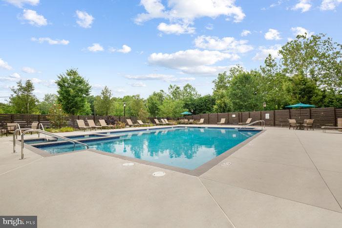 131 BRIDGE ST #2B-2-2233