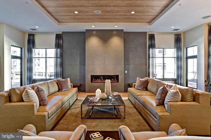 131 BRIDGE ST #1B-2-2306
