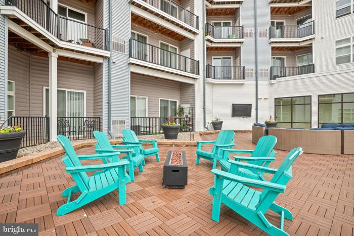 131 BRIDGE ST #1B-1-1307