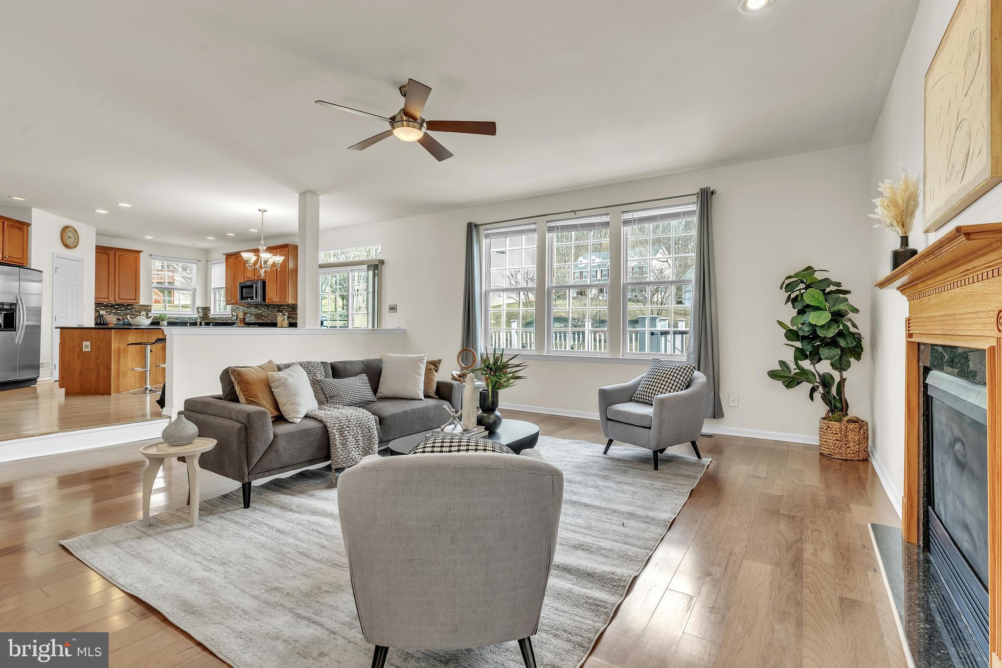 626 Sunderland Ave W