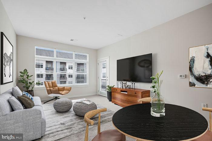 131 BRIDGE ST #1B-1-1317