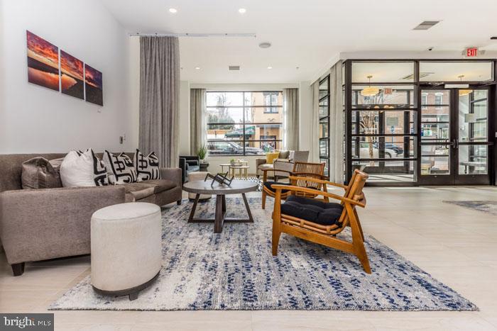 131 BRIDGE ST #1B-1-1222