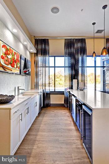 131 BRIDGE STREET 1B-1-1204