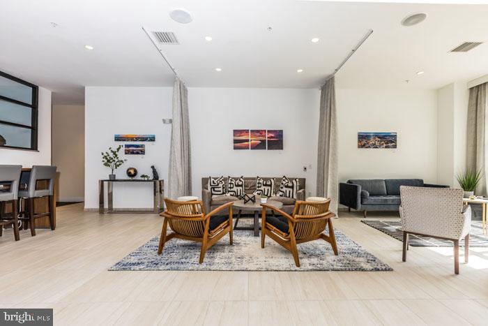 131 BRIDGE STREET 1B-1-1427