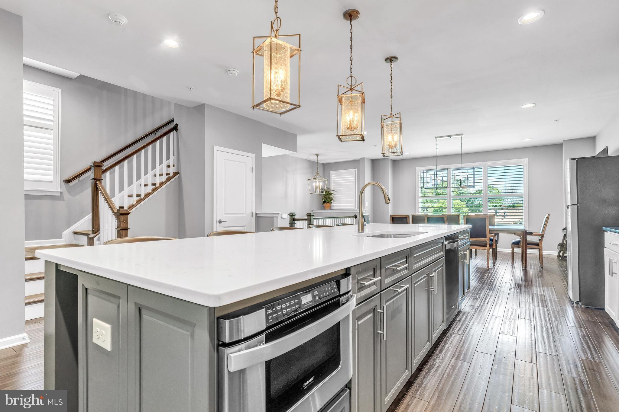 4 NEW COUNTRYSIDE DRIVE