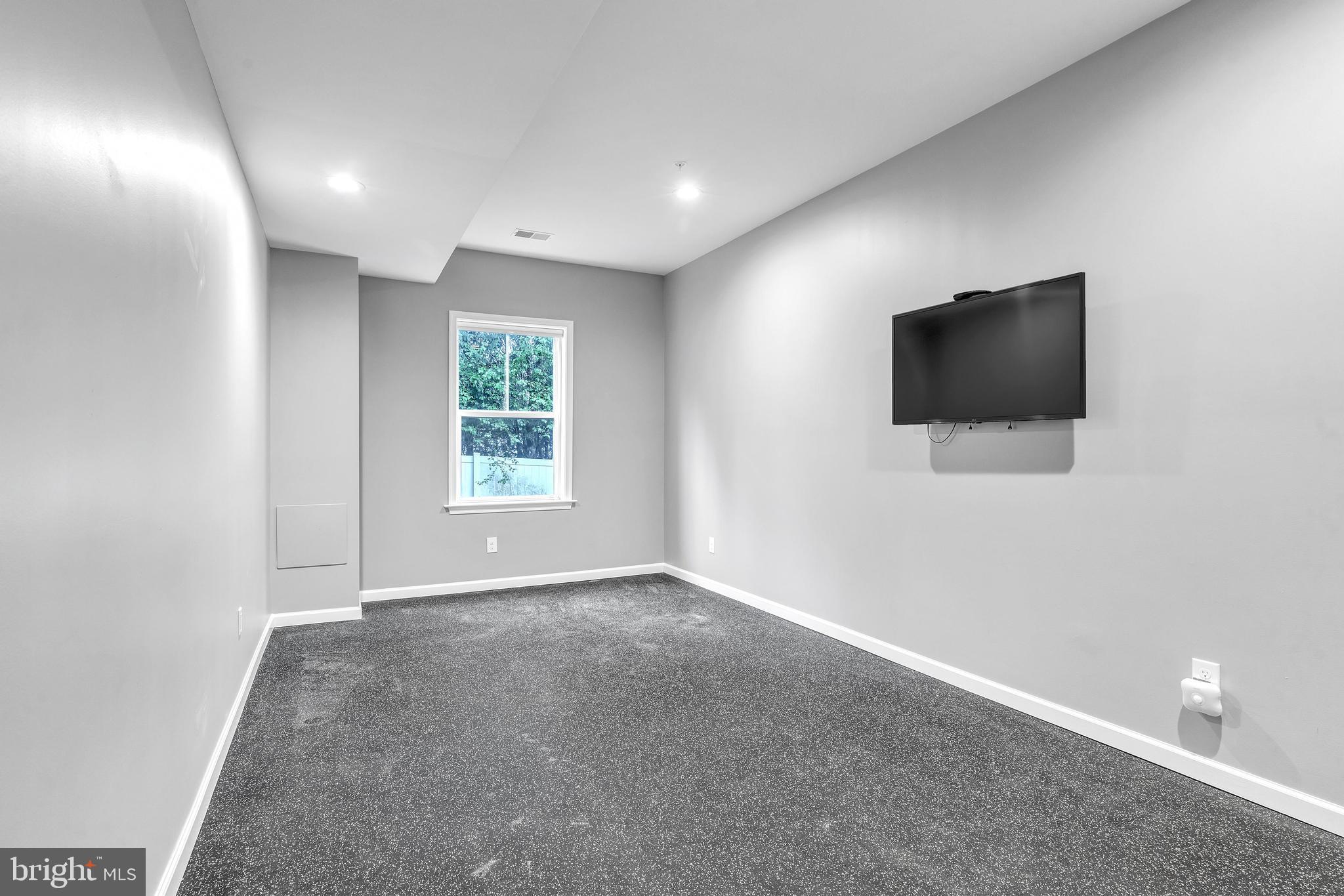 4 NEW COUNTRYSIDE DRIVE