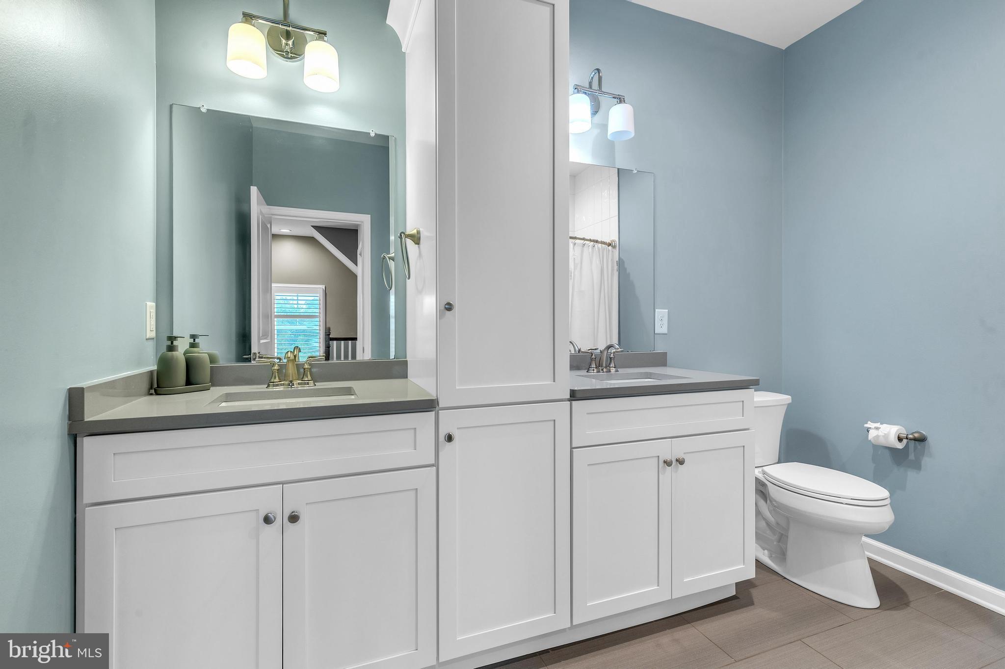 4 NEW COUNTRYSIDE DRIVE