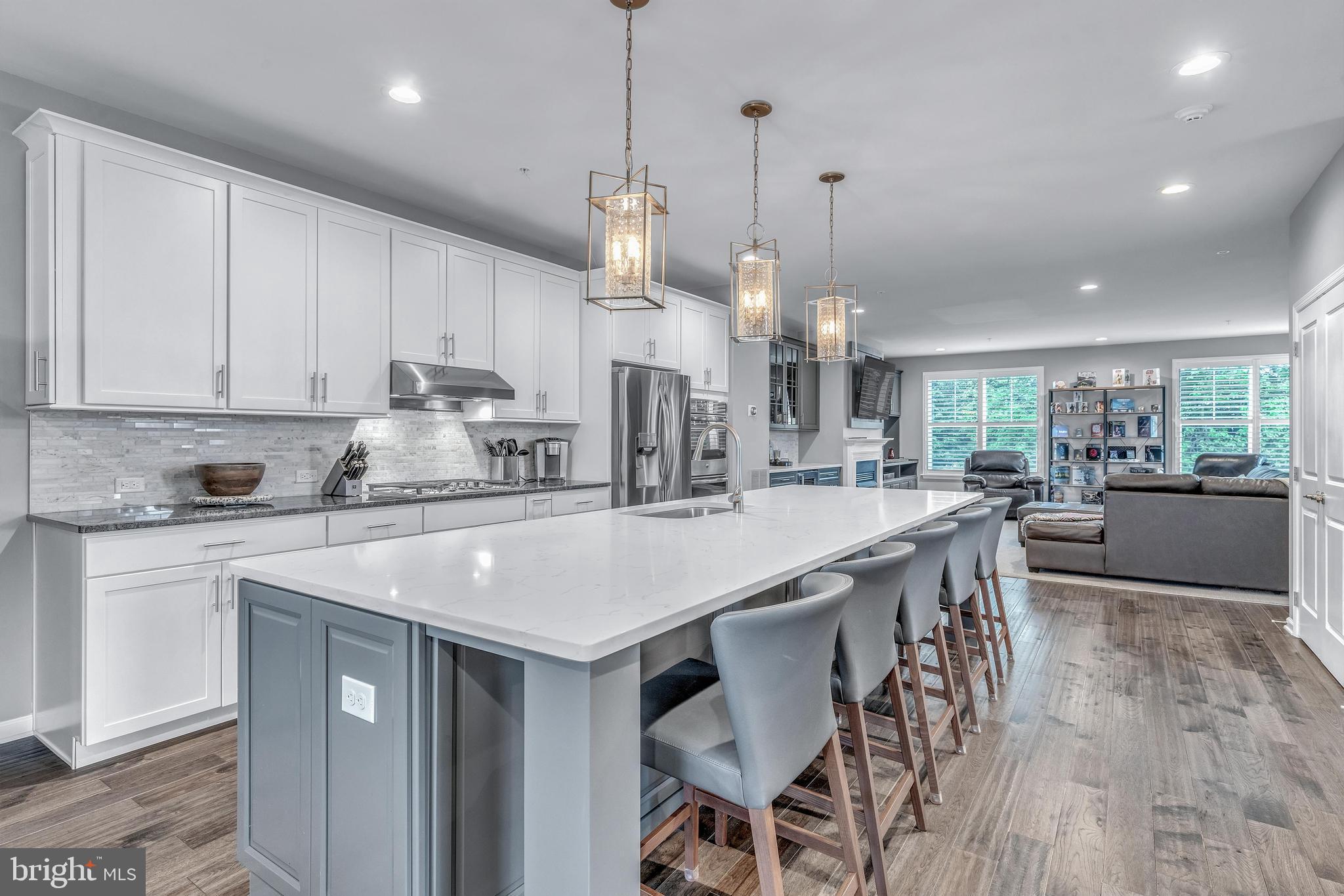 4 NEW COUNTRYSIDE DRIVE