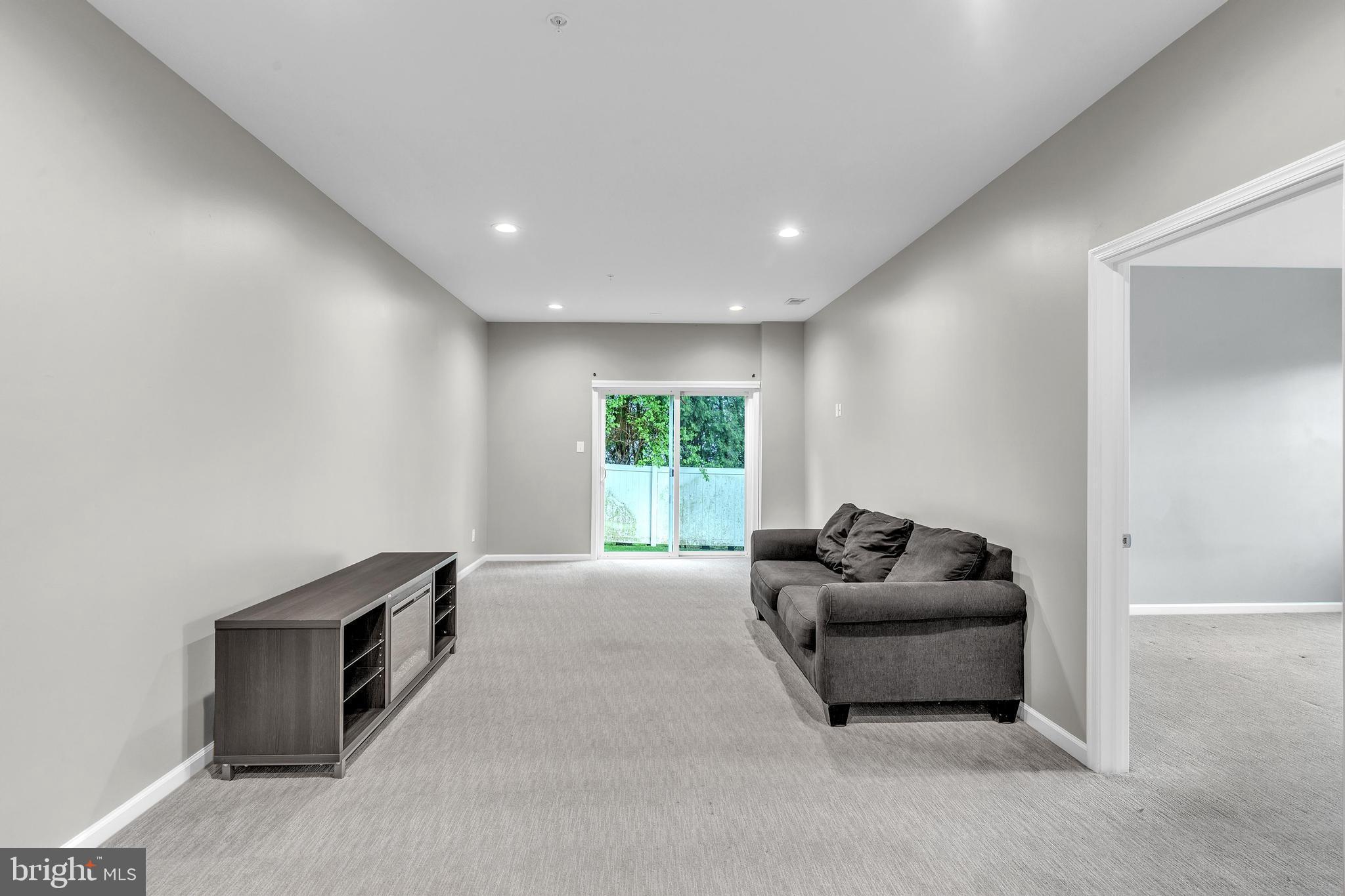 4 NEW COUNTRYSIDE DRIVE