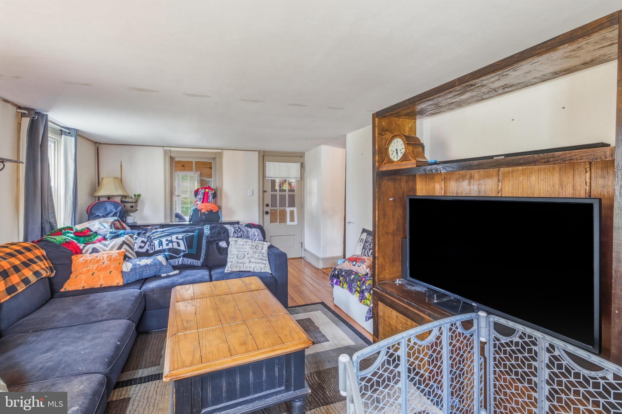 436 STRASBURG AVENUE