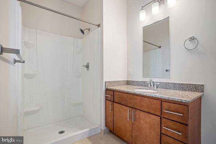 131 BRIDGE STREET 1B-1-1406