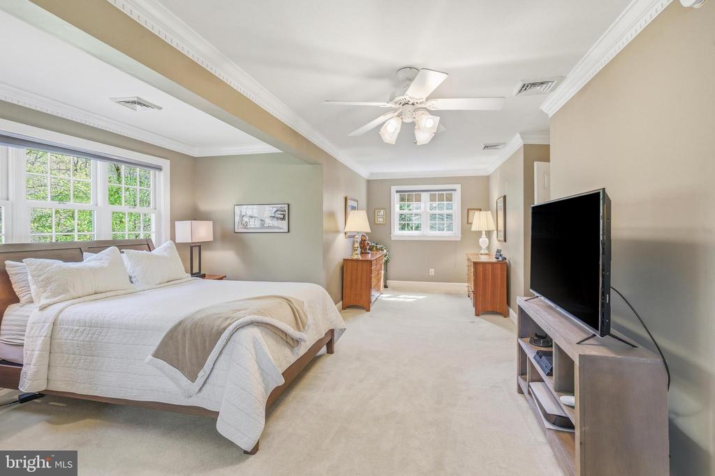 310 BUTTONWOOD ROAD